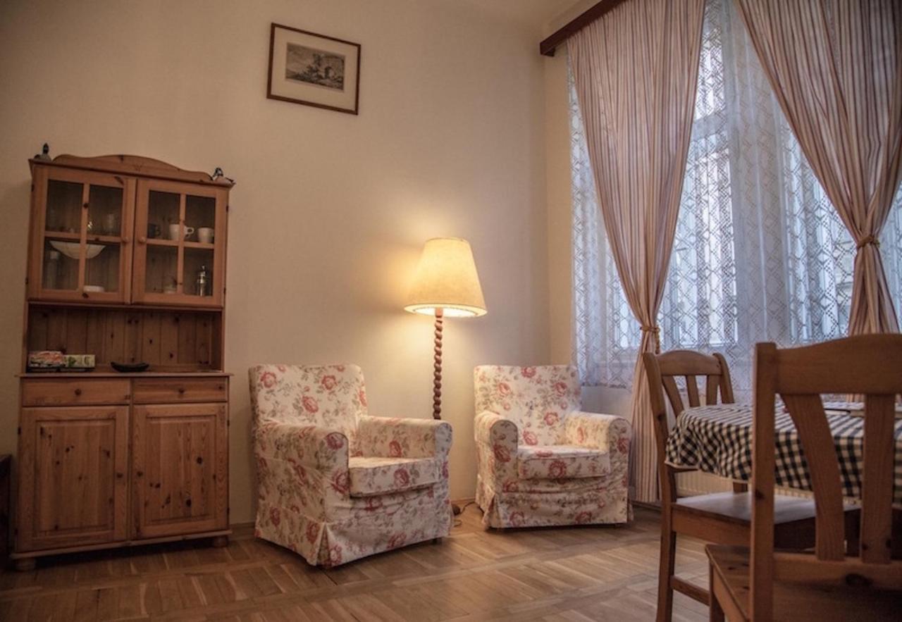 Emma Apartmán *